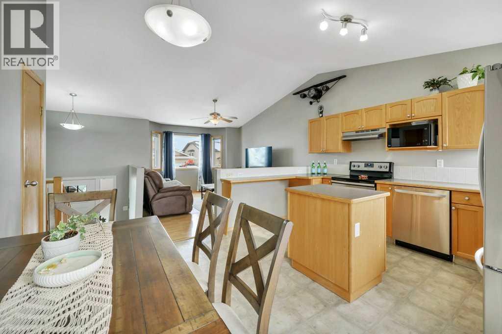 176 Westgate Crescent, Blackfalds, Alberta  T4M 0J9 - Photo 9 - A2302726