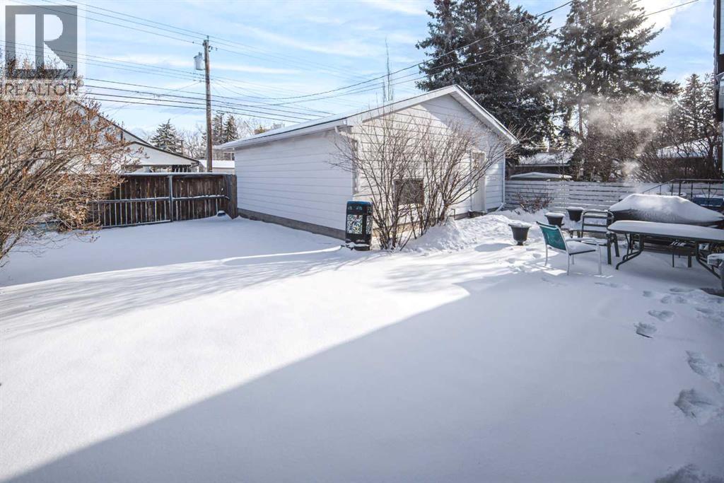 4012 Varsity Drive NW, Calgary, Alberta  T3A 0Z6 - Photo 30 - A2287820