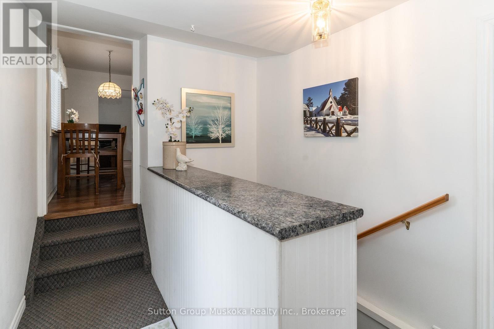 64 Spruce Drive, Huntsville, Ontario  P0B 1L0 - Photo 3 - X13131536