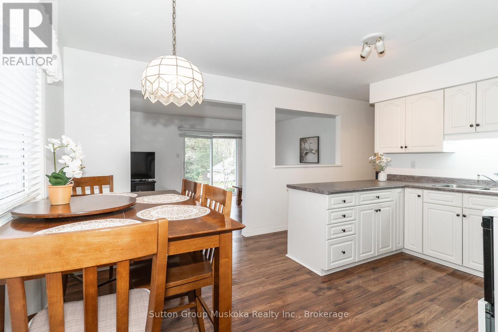 64 Spruce Drive, Huntsville, Ontario  P0B 1L0 - Photo 6 - X13131536