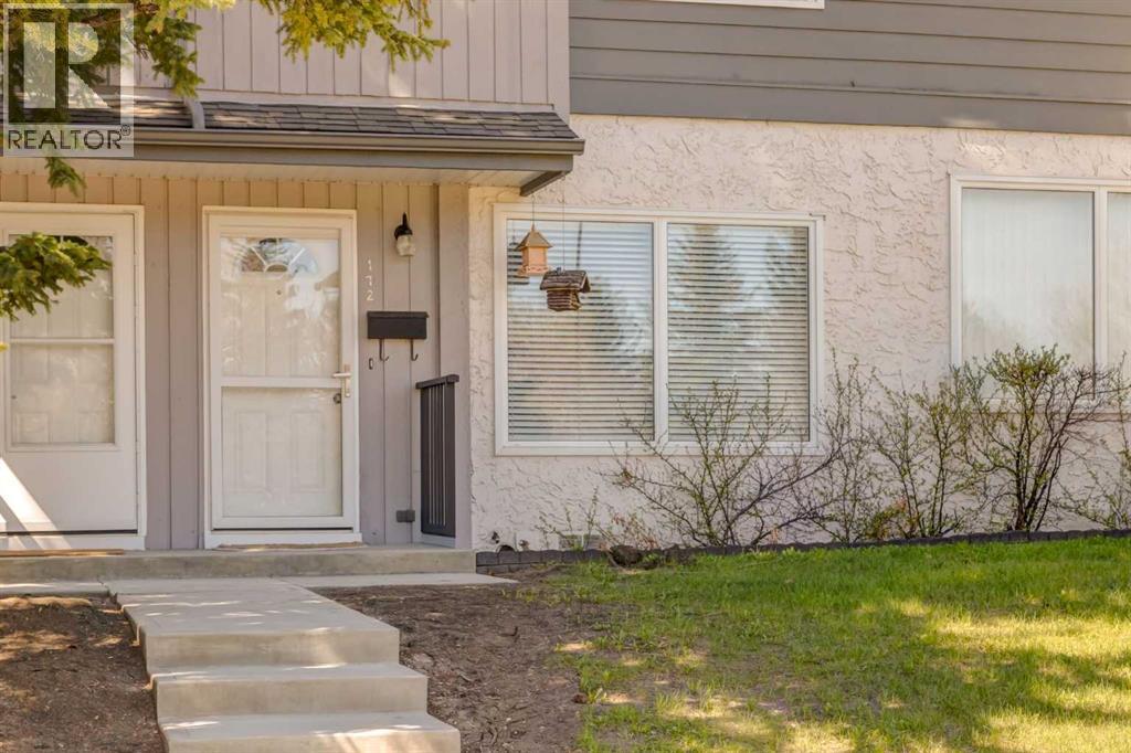 172, 999 Canyon Meadows Drive SW, Calgary, Alberta  T2W 2S6 - Photo 2 - A2310568
