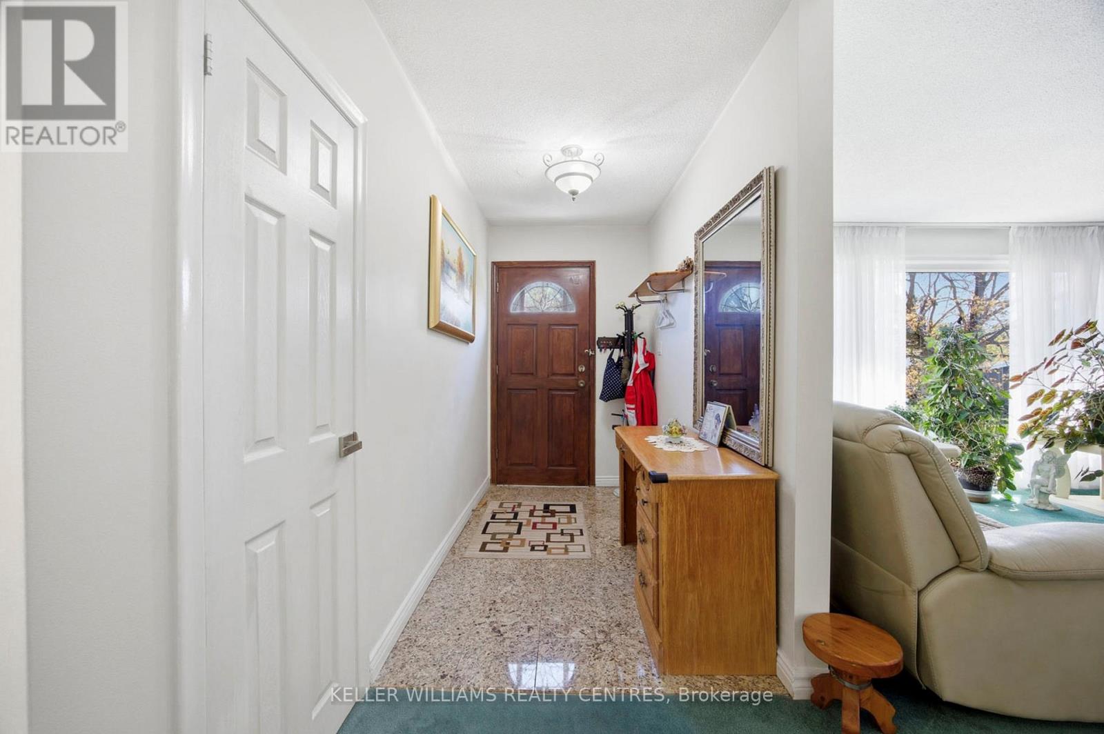 30 Bendale Boulevard W, Toronto, Ontario  M1J 2B3 - Photo 3 - E13131554