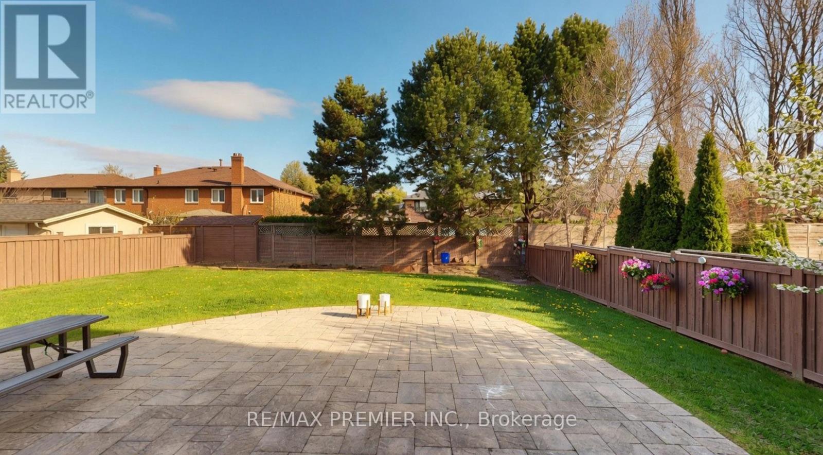 95 Sarracini Crescent, Vaughan, Ontario  L4L 3S9 - Photo 37 - N13125964