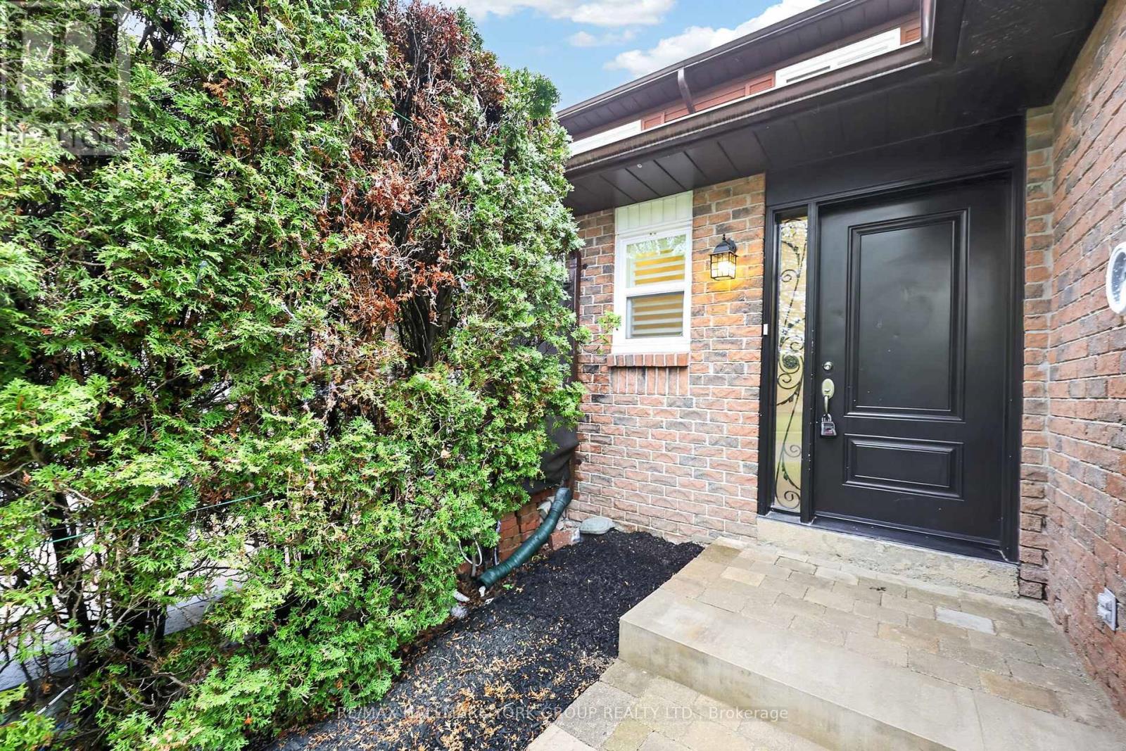 176 Spruce Street, Aurora, Ontario  L4G 3P3 - Photo 47 - N13131546