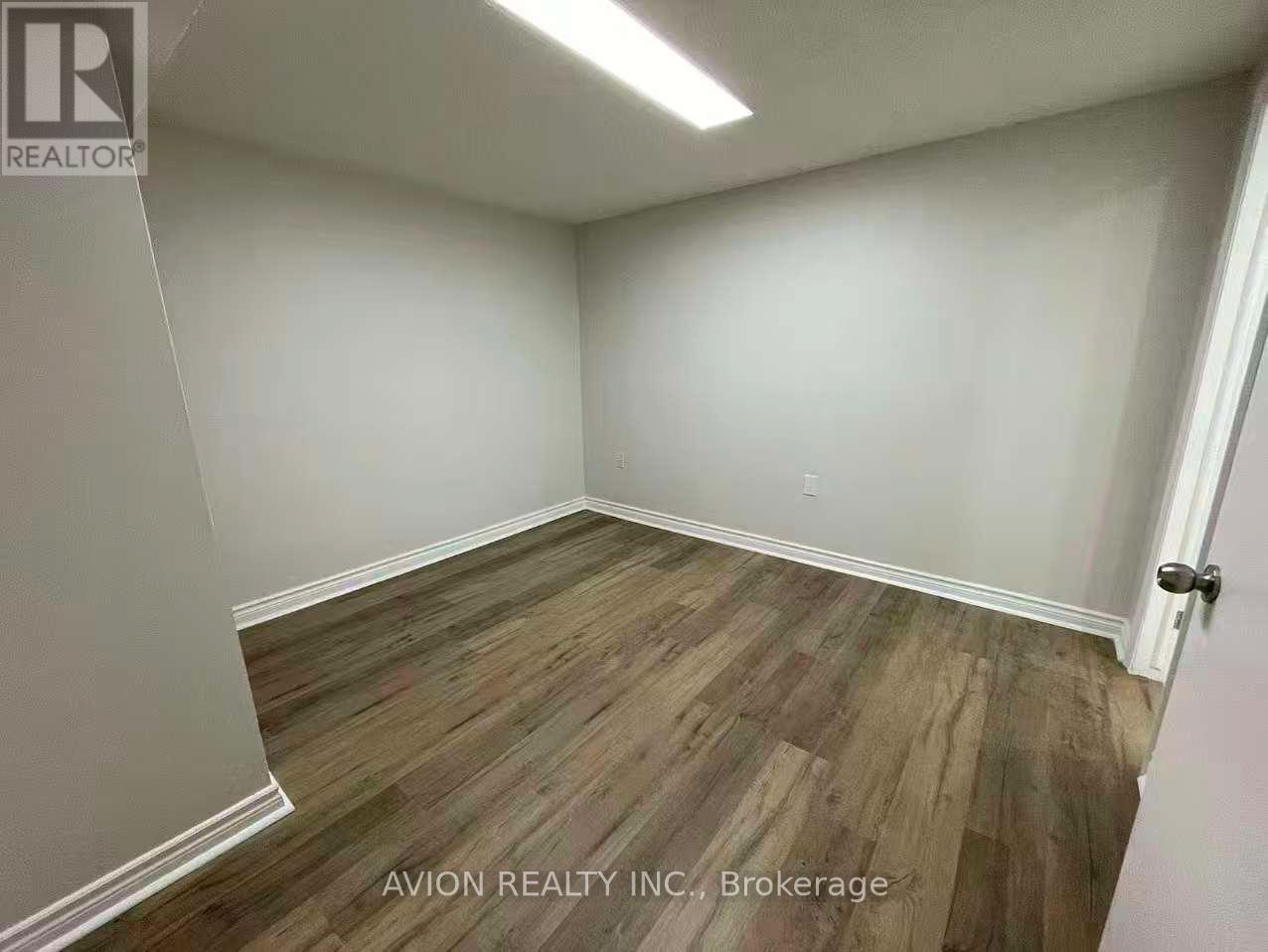 172 Highglen Avenue, Markham, Ontario L3S 1X4 - Photo 9 - N13131580