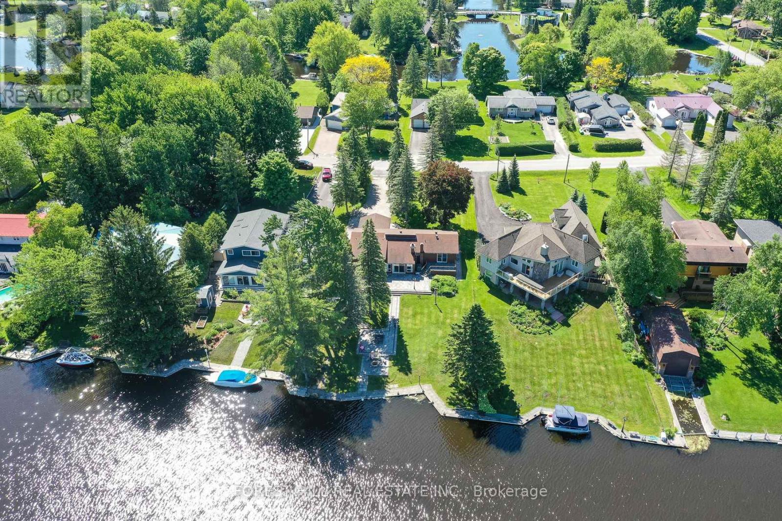 35 Old Indian Trail, Ramara (Brechin), Ontario  L0K 1B0 - Photo 4 - S13131544