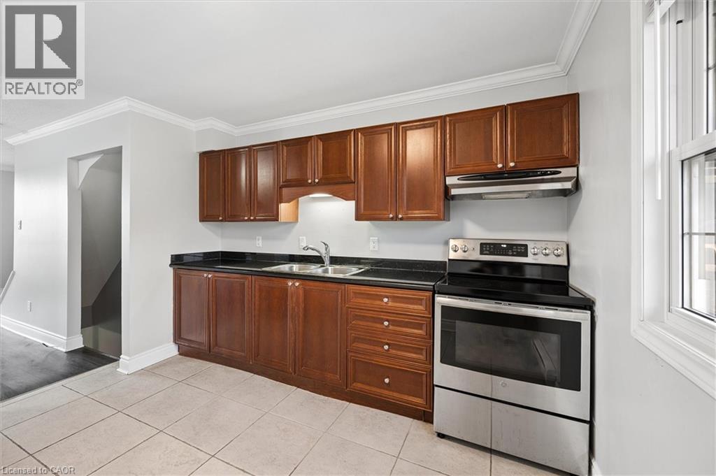47 Blandford Street Unit# 4, Woodstock, Ontario  N4S 7H7 - Photo 3 - 40830493