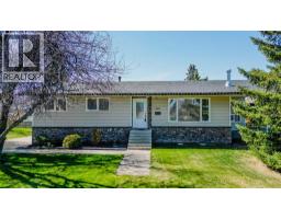 210 S 100 W, Raymond, Alberta