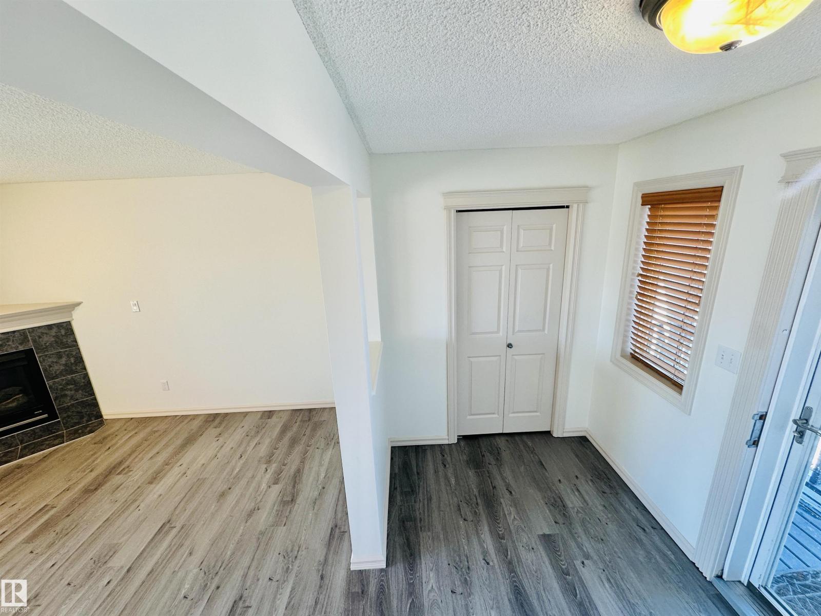 4811 152 Av Nw, Edmonton, Alberta  T5Y 3B8 - Photo 3 - E4487884