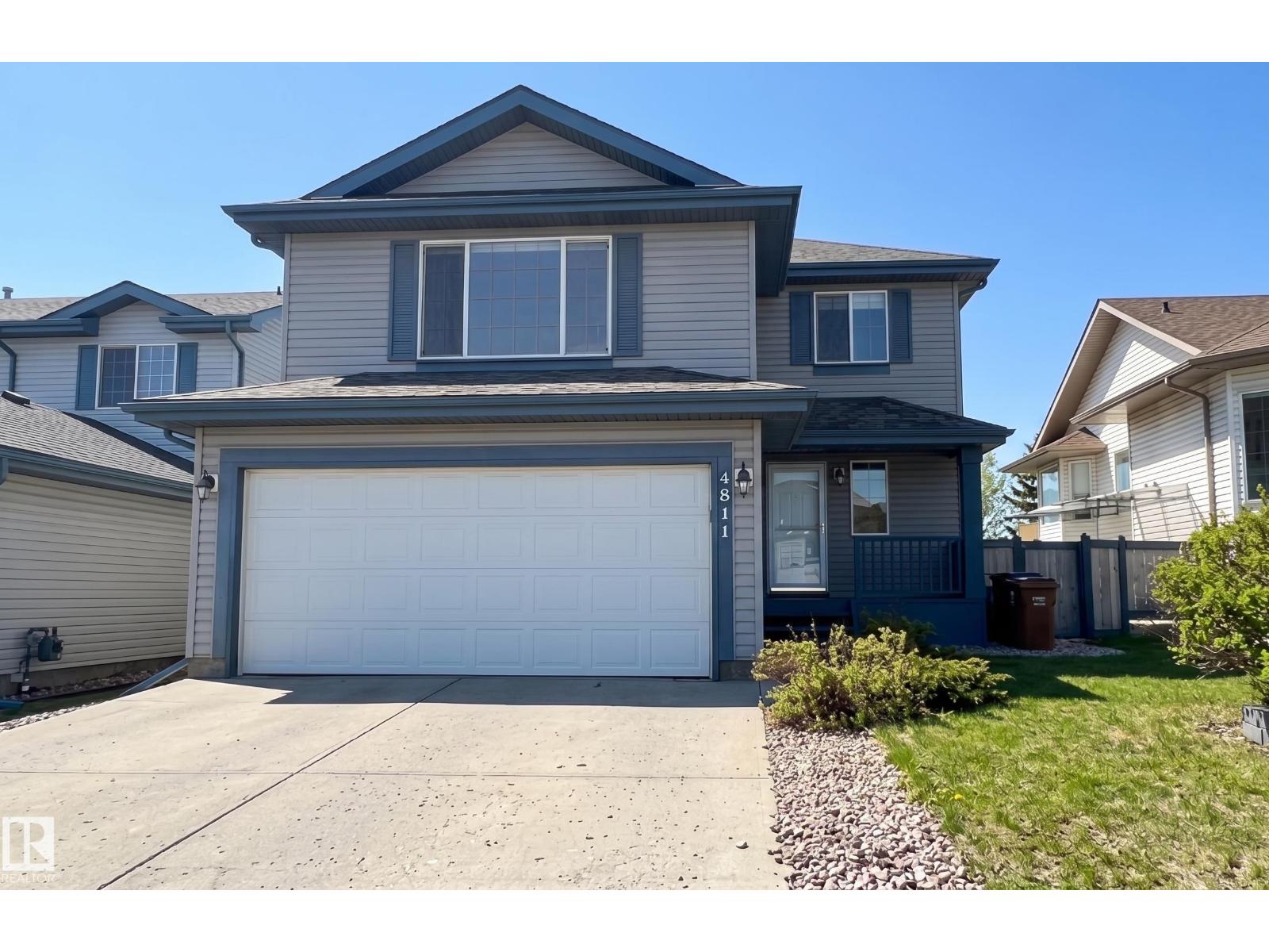4811 152 AV NW, edmonton, Alberta