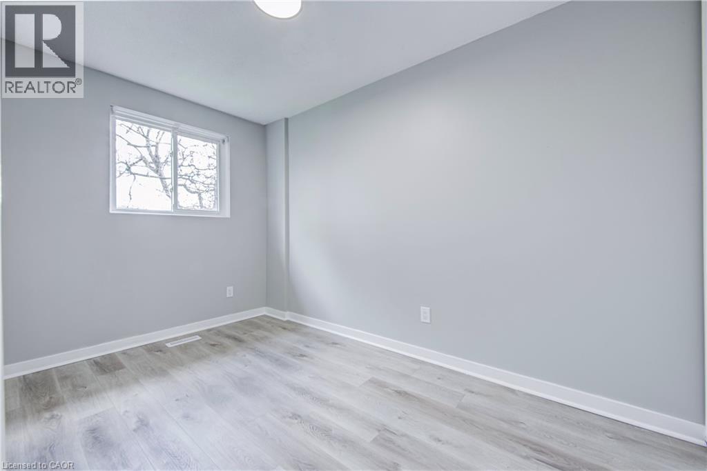 2367 Middlesmoor Crescent, Burlington, Ontario  L7P 3X4 - Photo 13 - 40826012