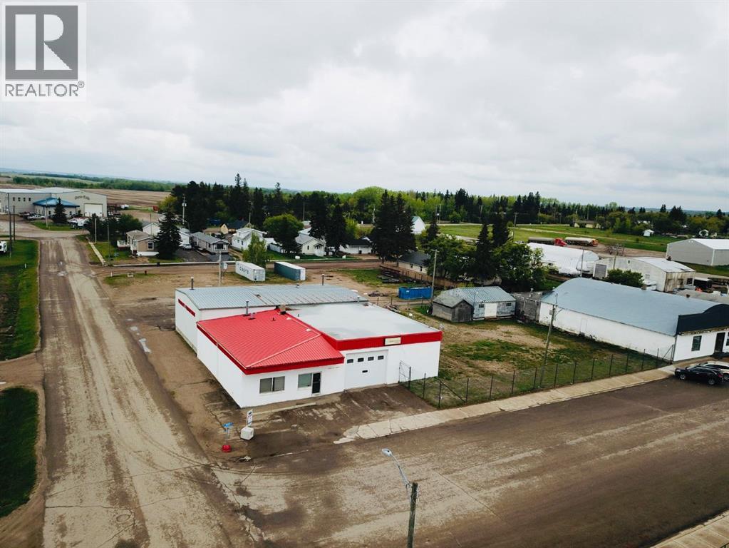 4912 50 Street, Dewberry, Alberta  T0B 1G0 - Photo 1 - A2113262