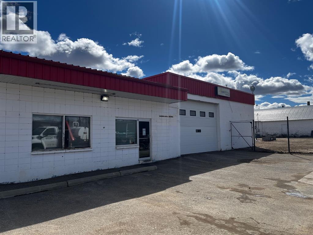 4912 50 Street, Dewberry, Alberta  T0B 1G0 - Photo 5 - A2113262