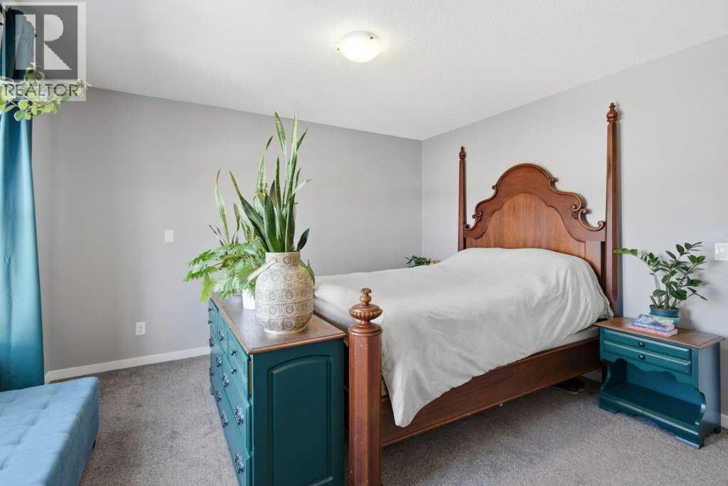 27 Heritage Vista, Cochrane, Alberta  T4C 2N7 - Photo 19 - A2281638