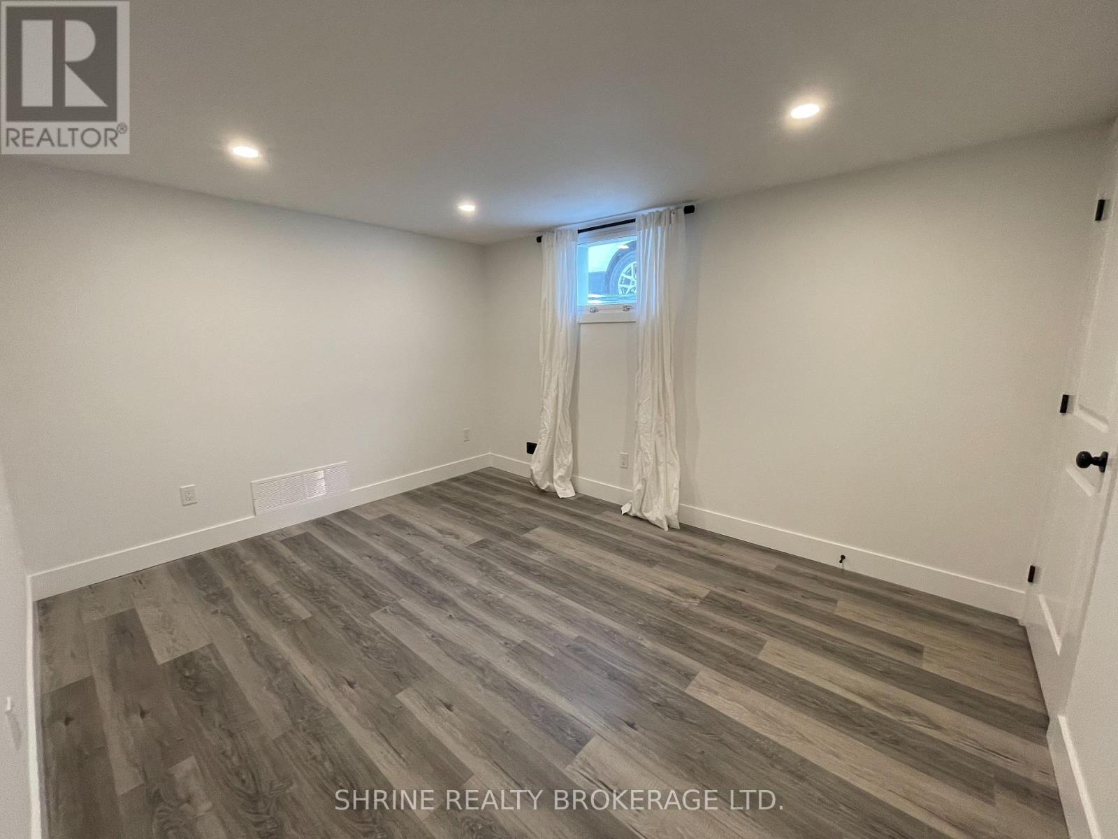 Basement - 792 Fleet Street, London East, Ontario  N5Y 1R9 - Photo 8 - X13131606