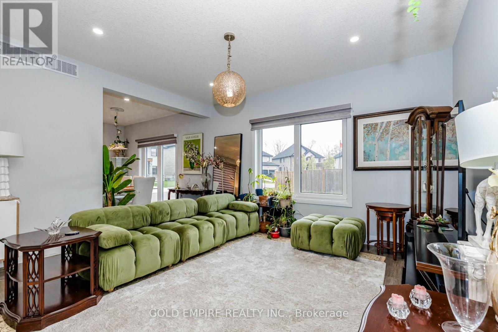 2424 Bakervilla Street, London South, Ontario  N6P 0E7 - Photo 18 - X13131614