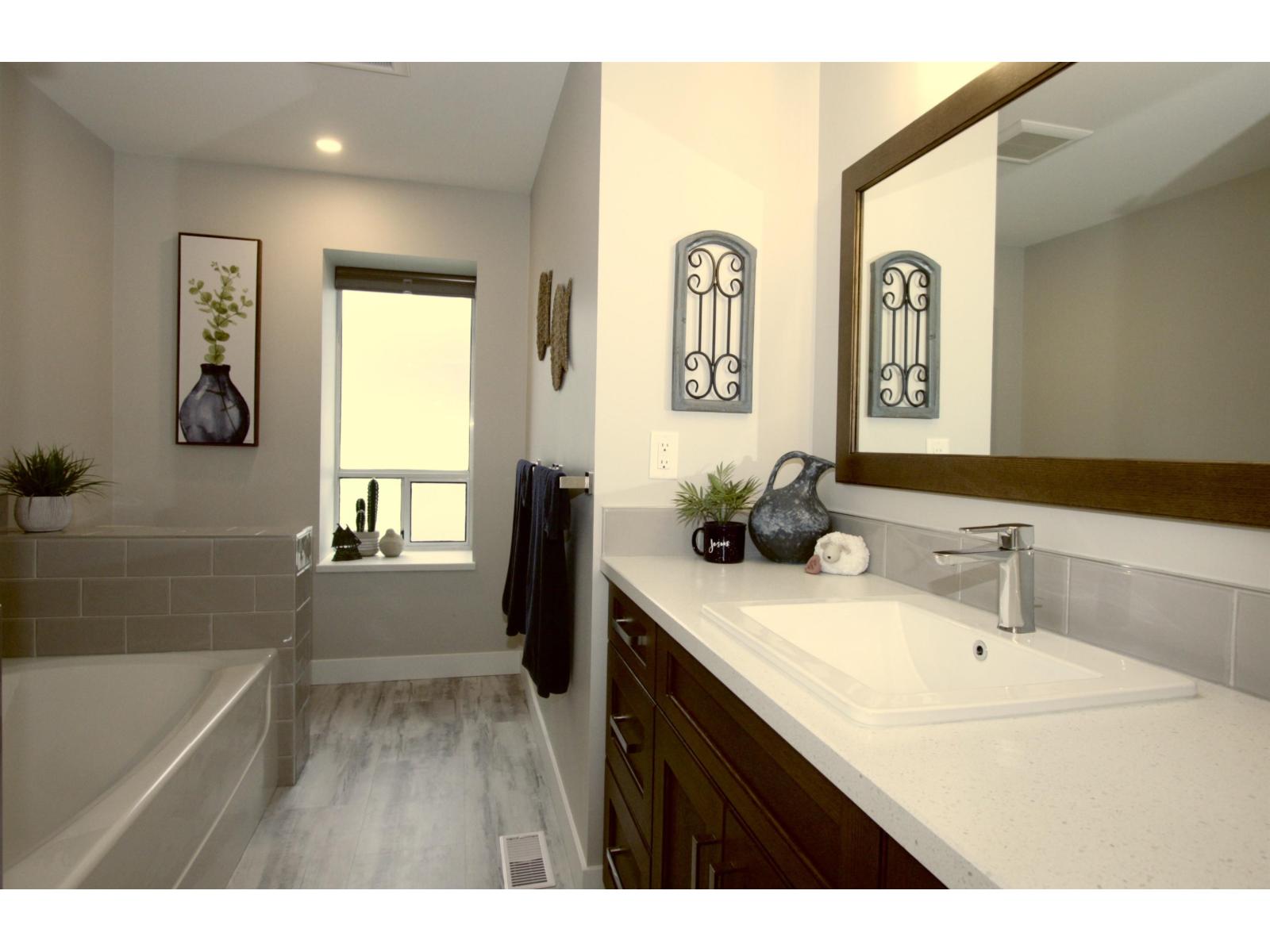 23 3055 Trafalgar Street, Abbotsford, British Columbia  V2S 7X8 - Photo 18 - R3123815