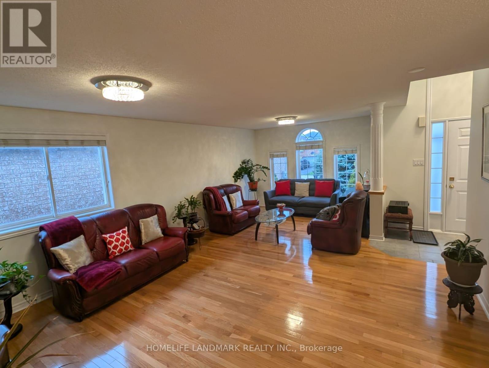 15 Jagges Drive, Barrie, Ontario  L4N 0X1 - Photo 3 - S13125750