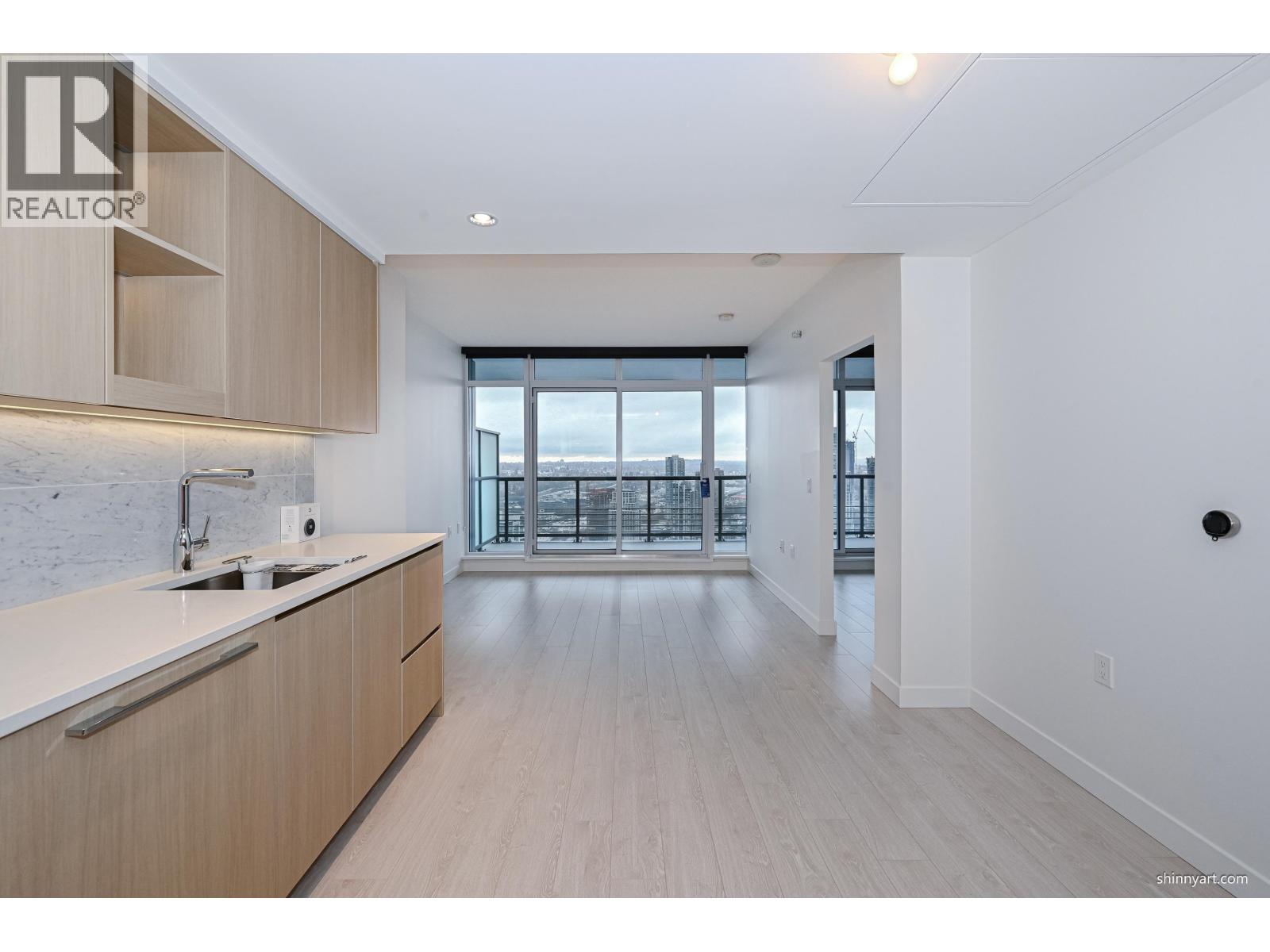2401 4720 Lougheed Highway, Burnaby, British Columbia  V5C 0M8 - Photo 9 - R3123841