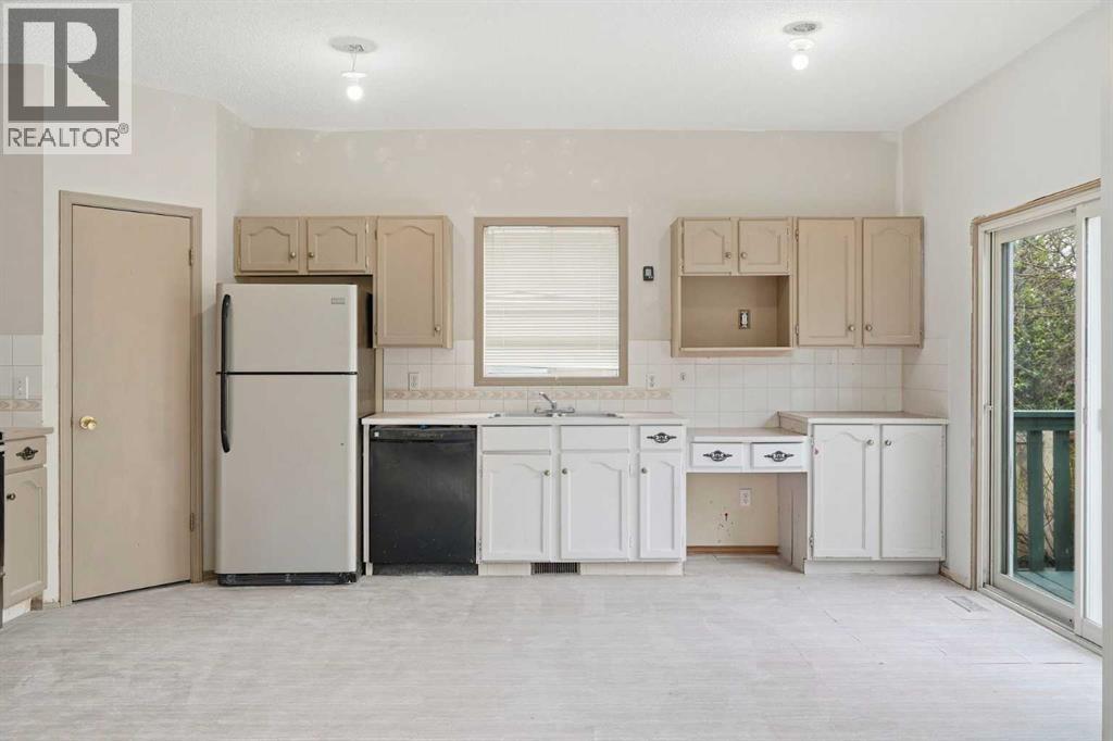 180 Woodside Road Nw, Airdrie, Alberta  T4B 2E2 - Photo 7 - A2311289