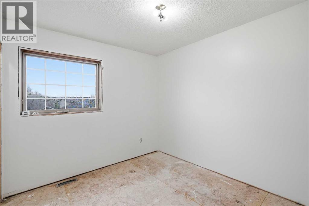 180 Woodside Road Nw, Airdrie, Alberta  T4B 2E2 - Photo 13 - A2311289