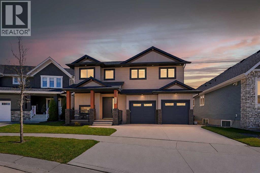 223 Ellington Crescent, Red Deer, Alberta  T4P 3E1 - Photo 1 - A2309988