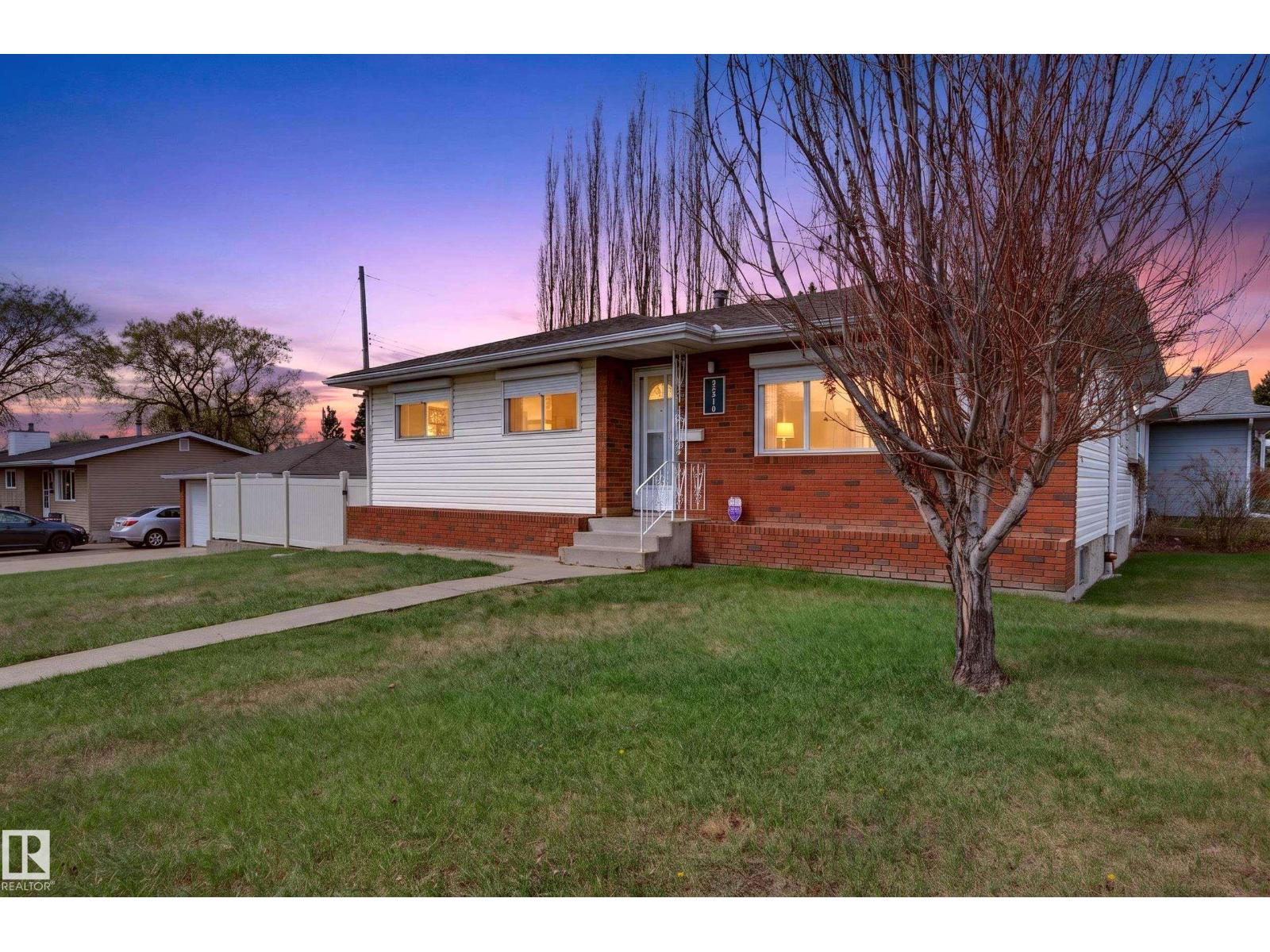 13916 61 St Nw Nw, Edmonton, Alberta  T5A 1P2 - Photo 4 - E4487891