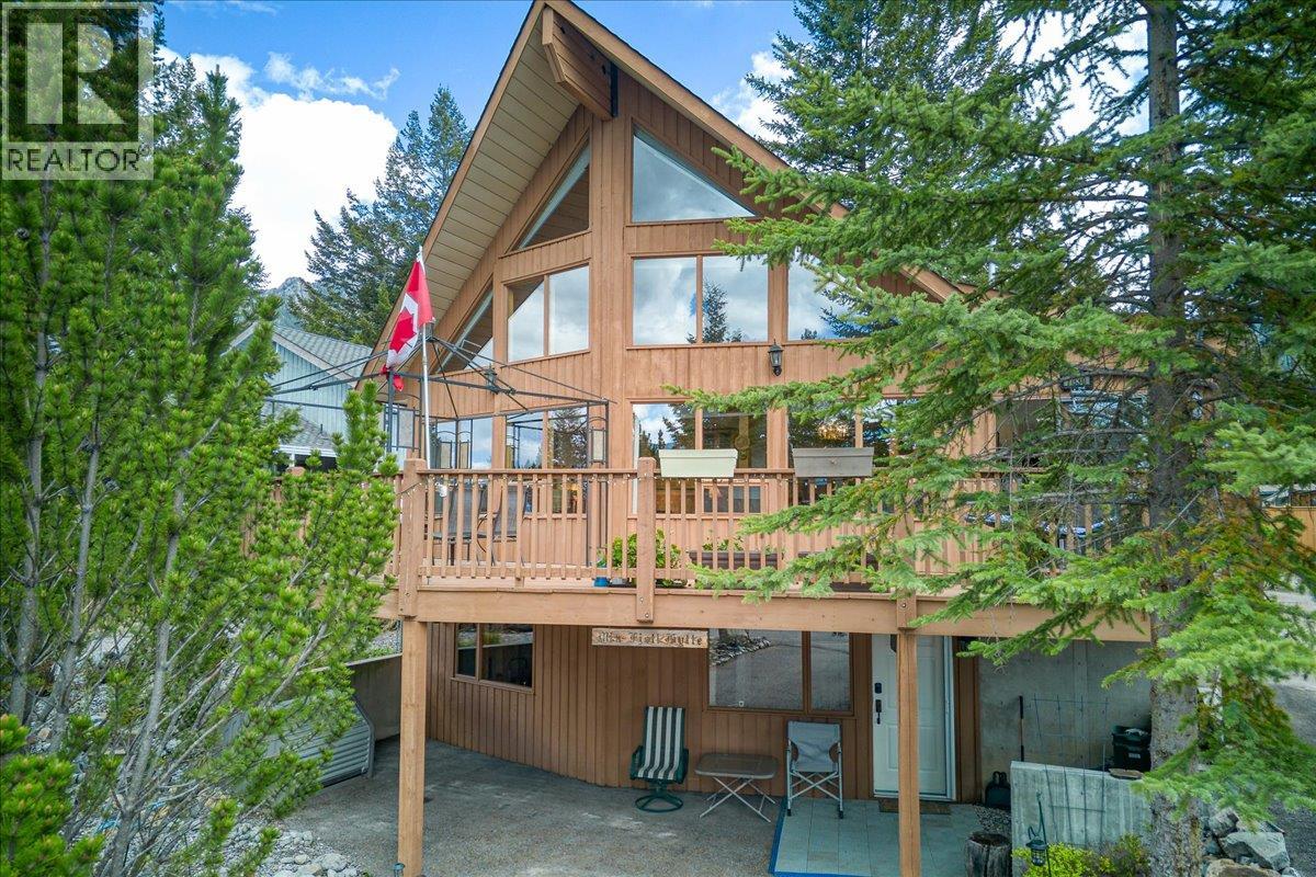 7330 Glacier Drive, Radium Hot Springs, British Columbia