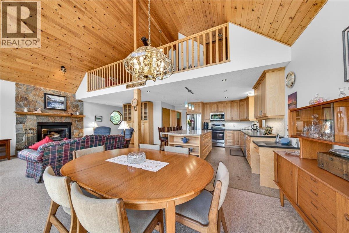 7330 Glacier Drive, Radium Hot Springs, British Columbia  V0A 1M0 - Photo 11 - 10387265