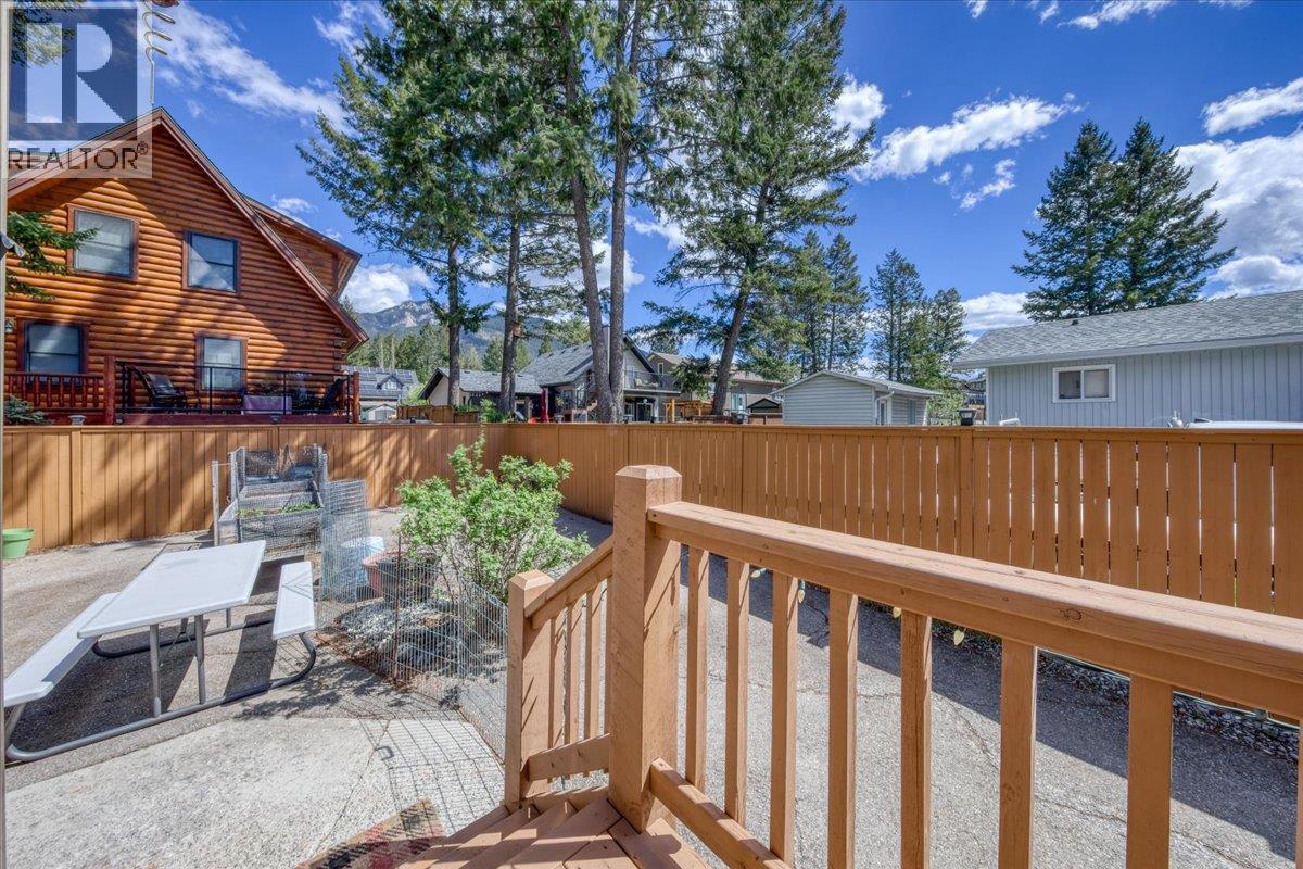 7330 Glacier Drive, Radium Hot Springs, British Columbia  V0A 1M0 - Photo 43 - 10387265