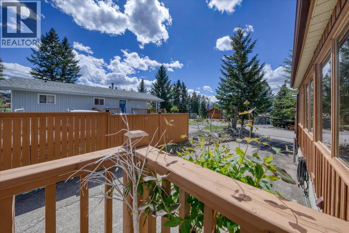 7330 Glacier Drive, Radium Hot Springs, British Columbia  V0A 1M0 - Photo 44 - 10387265