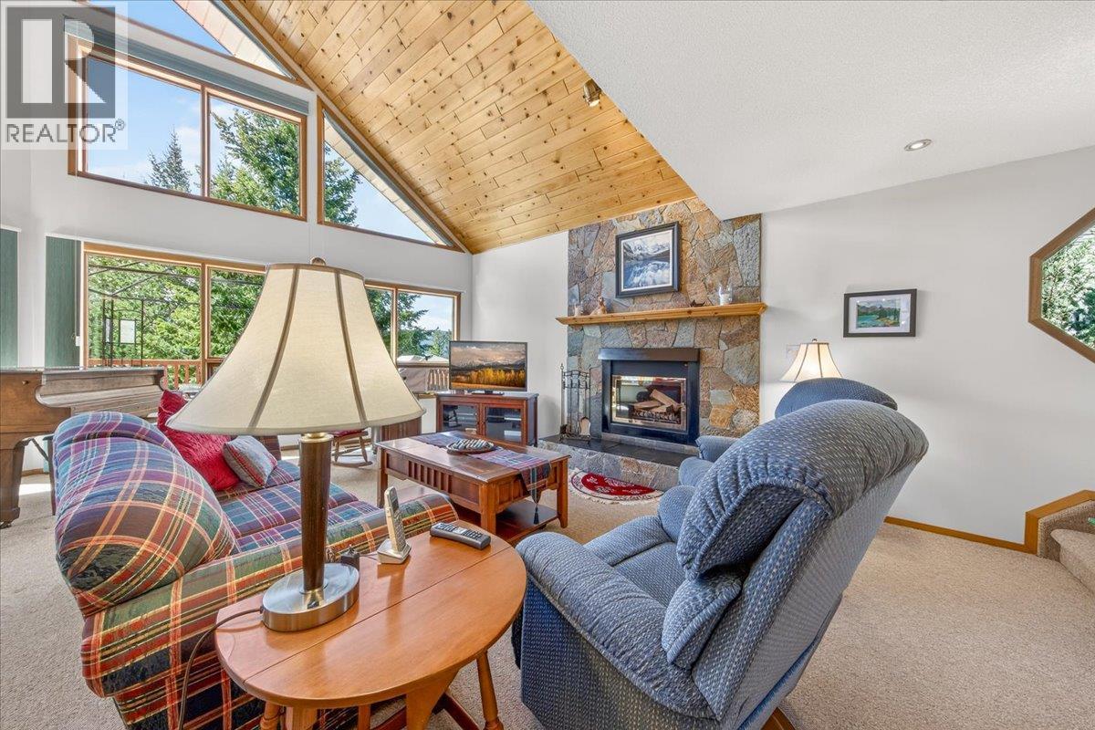 7330 Glacier Drive, Radium Hot Springs, British Columbia  V0A 1M0 - Photo 6 - 10387265