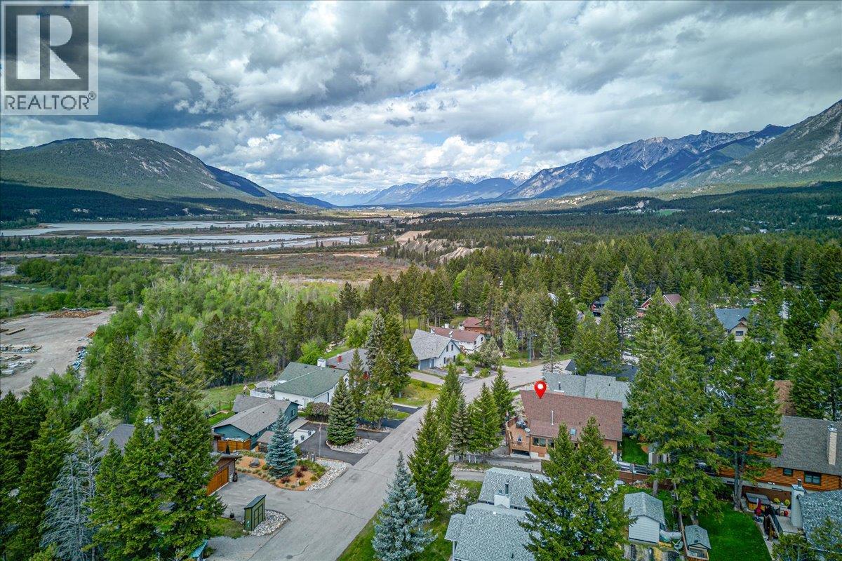 7330 Glacier Drive, Radium Hot Springs, British Columbia  V0A 1M0 - Photo 60 - 10387265