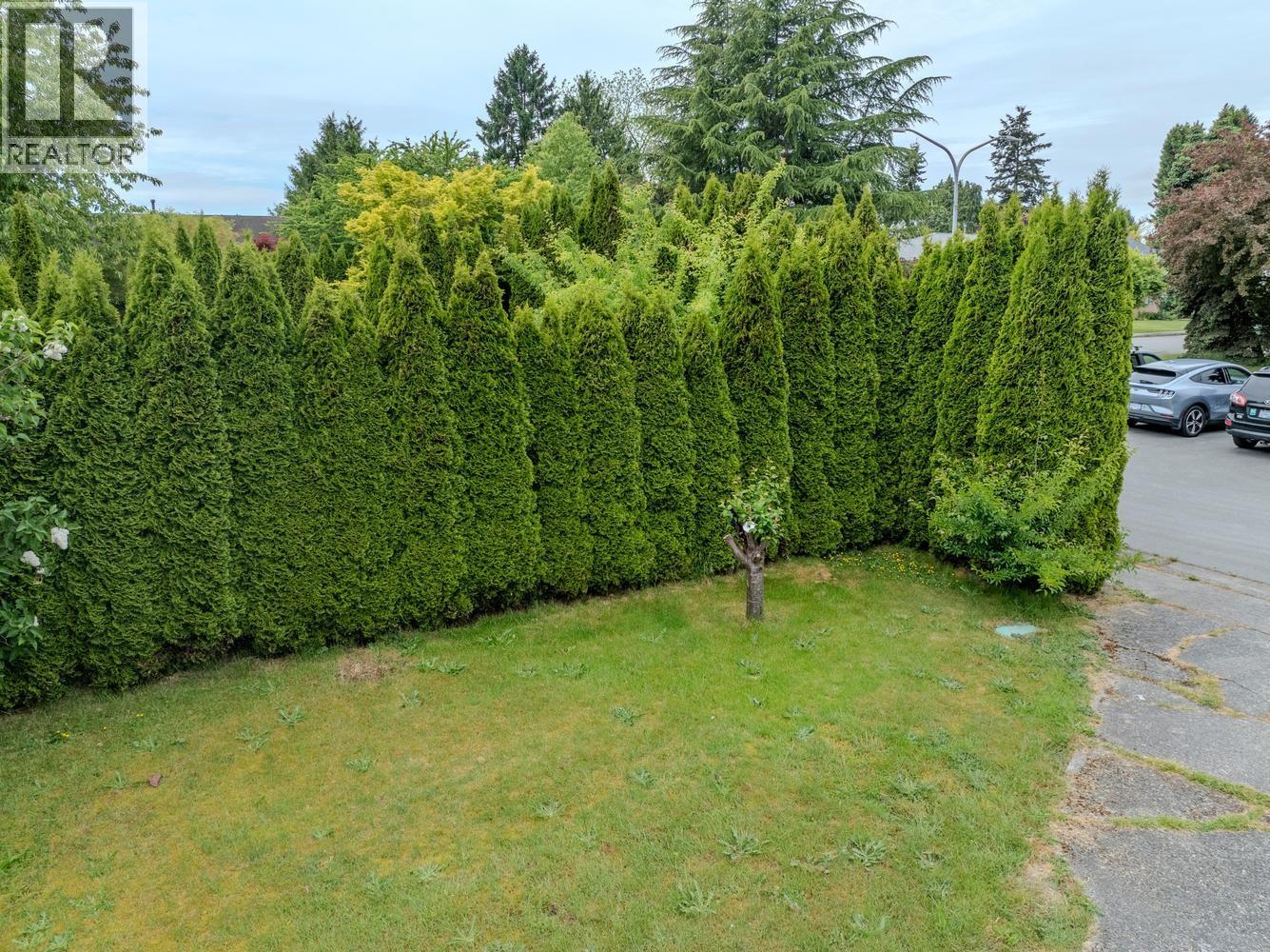 8520 Rosedene Court, Richmond, British Columbia  V7A 2P9 - Photo 9 - R3123442