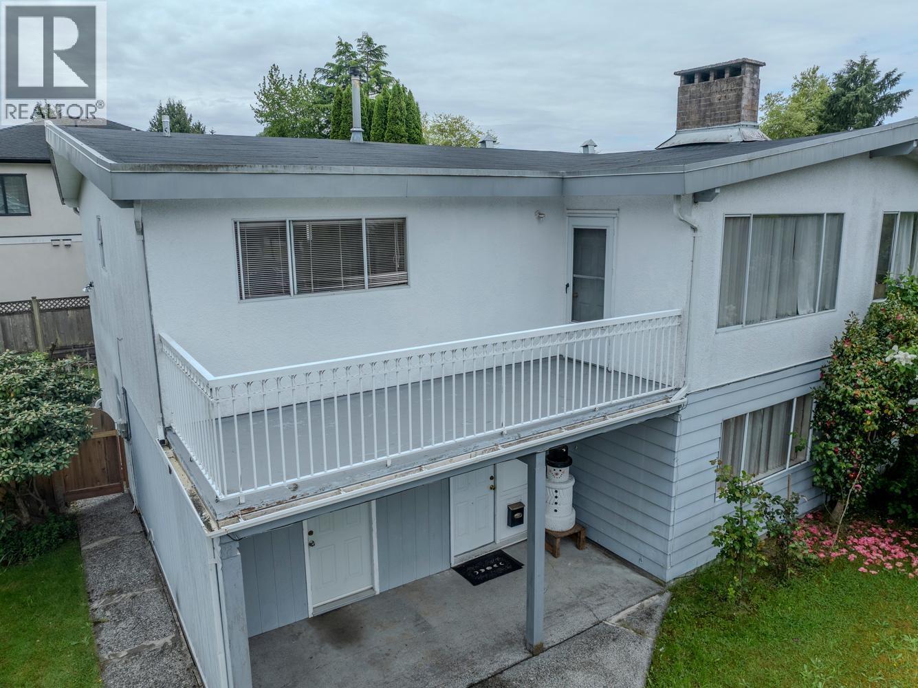 8520 Rosedene Court, Richmond, British Columbia  V7A 2P9 - Photo 4 - R3123442