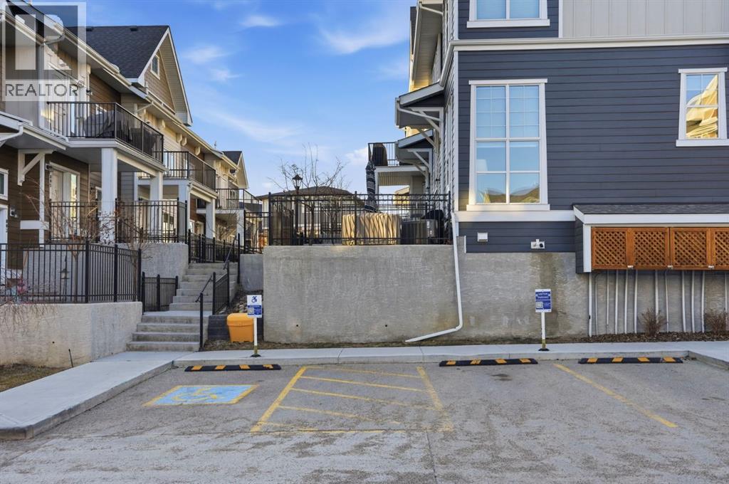 812 Cranbrook Walk SE, Calgary, Alberta  T3M 2V5 - Photo 35 - A2298479