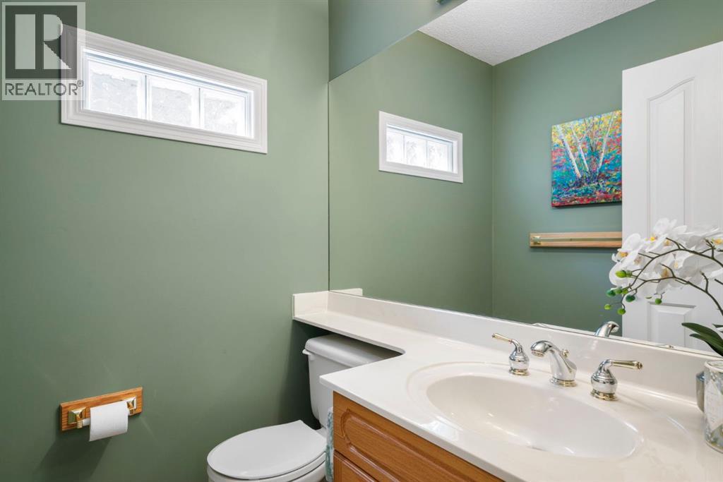58 Bridlewood Circle SW, Calgary, Alberta  T2Y 3K9 - Photo 17 - A2311302