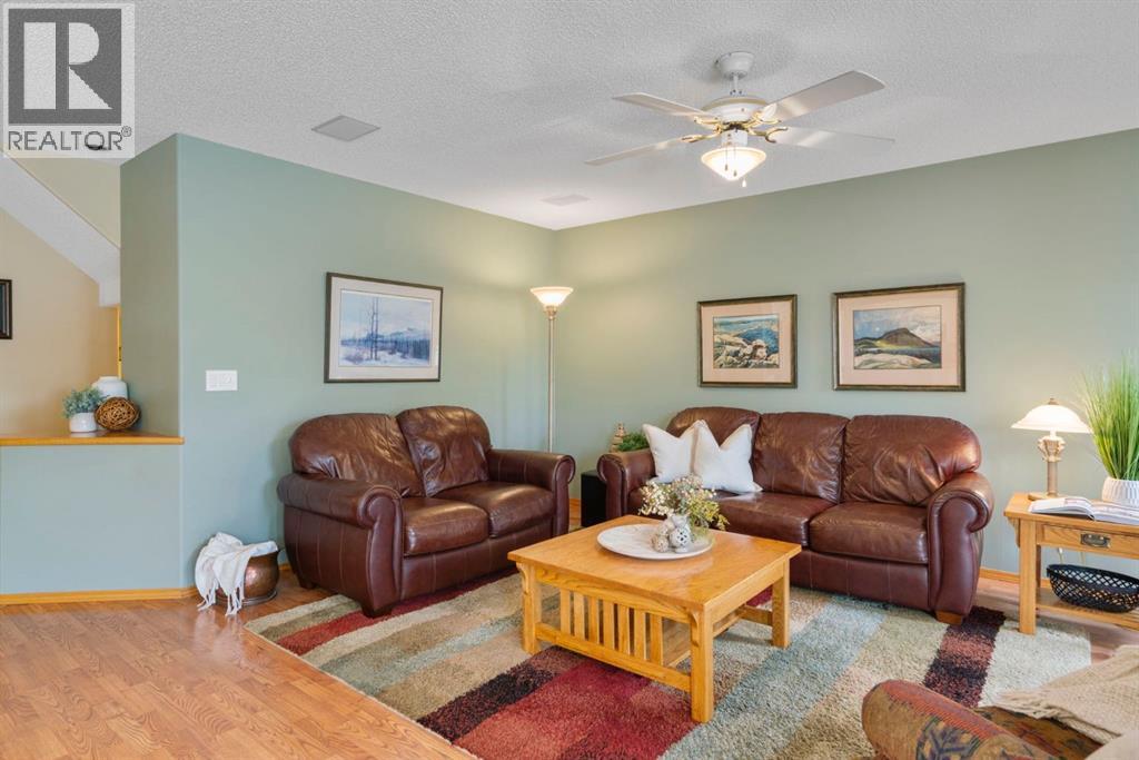 58 Bridlewood Circle SW, Calgary, Alberta  T2Y 3K9 - Photo 9 - A2311302