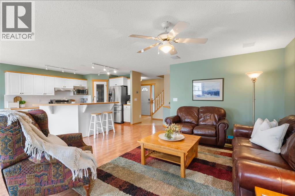 58 Bridlewood Circle SW, Calgary, Alberta  T2Y 3K9 - Photo 8 - A2311302