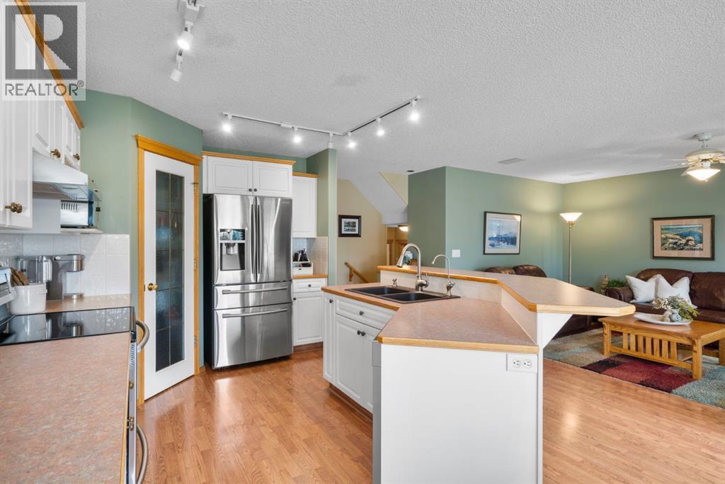 58 Bridlewood Circle SW, Calgary, Alberta  T2Y 3K9 - Photo 13 - A2311302