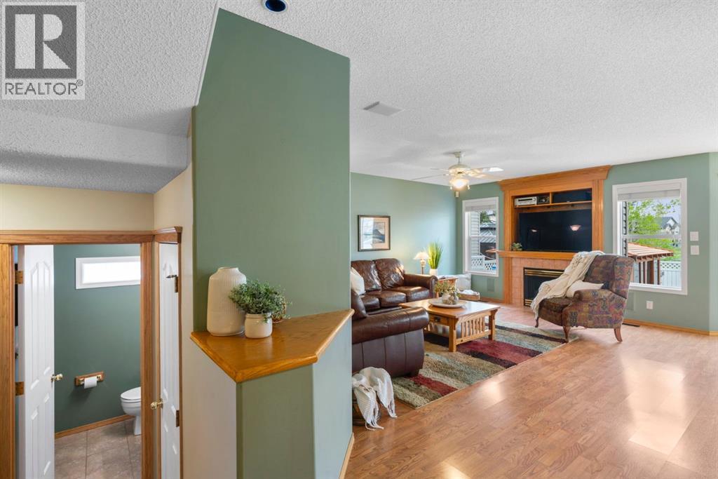 58 Bridlewood Circle SW, Calgary, Alberta  T2Y 3K9 - Photo 5 - A2311302