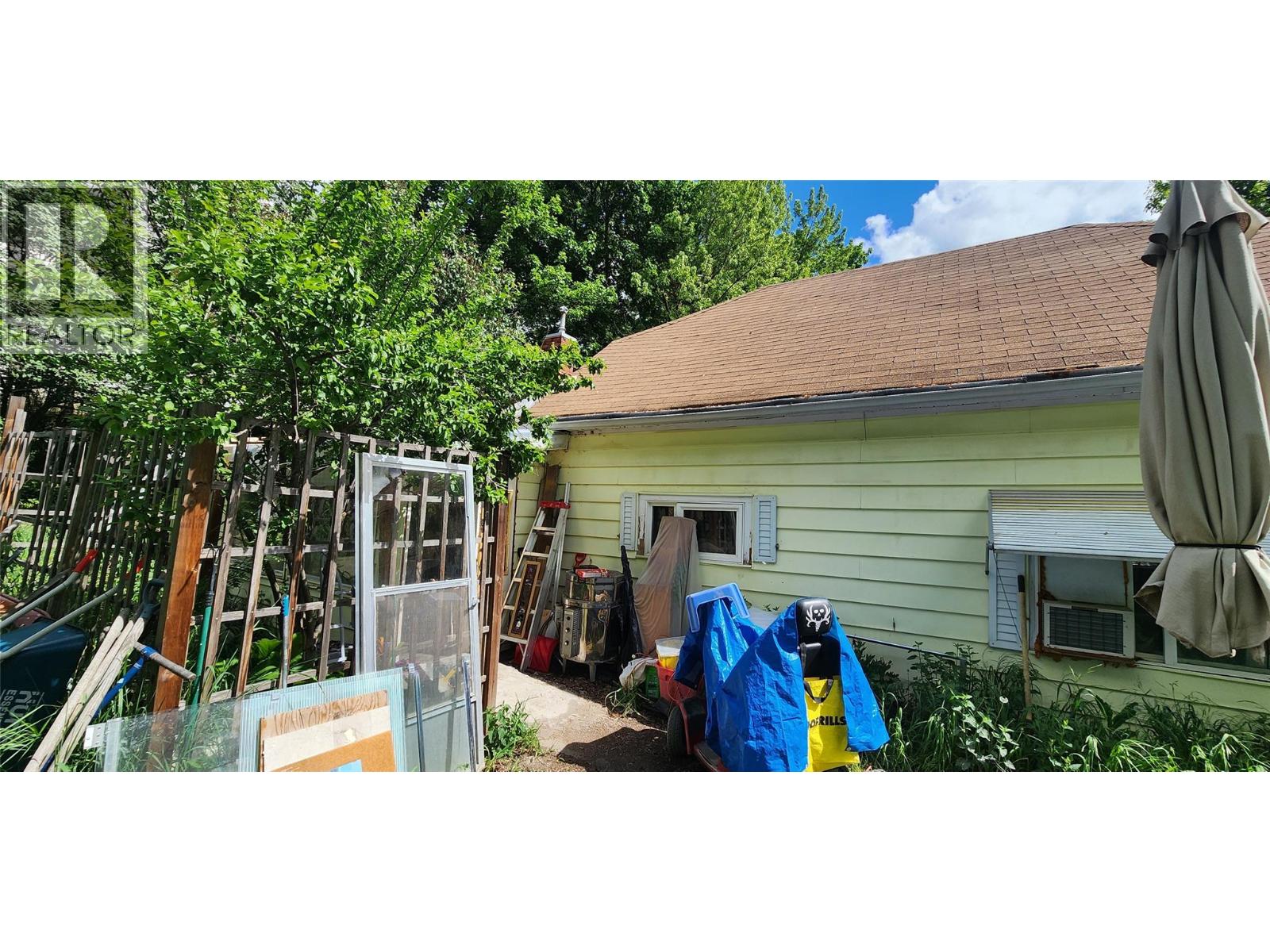 173 75th Avenue, Grand Forks, British Columbia  V0H 1H0 - Photo 15 - 10387639