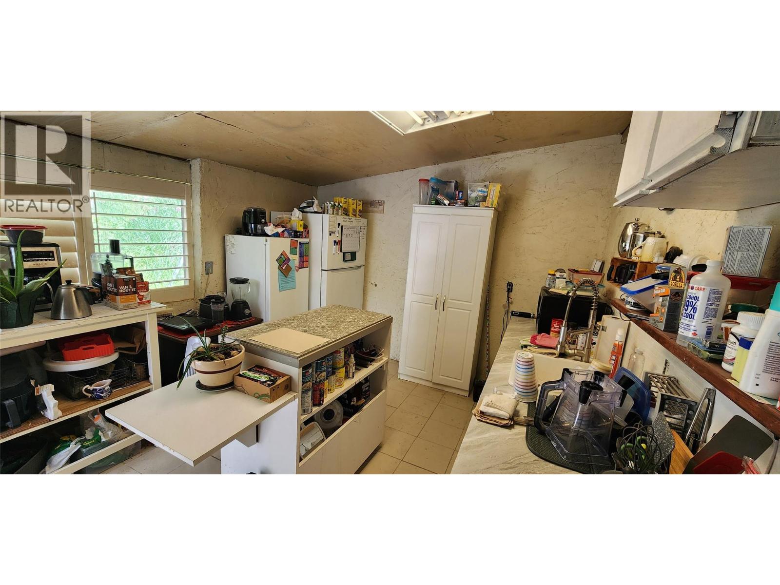 173 75th Avenue, Grand Forks, British Columbia  V0H 1H0 - Photo 4 - 10387639