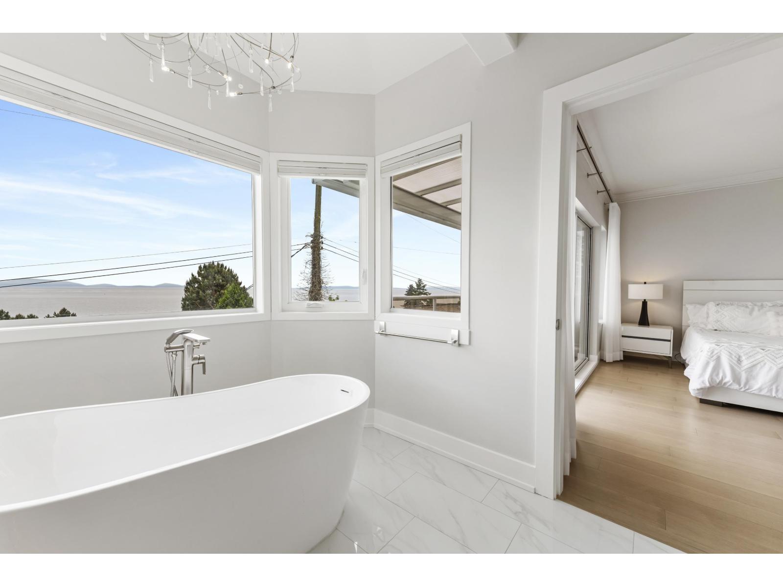 14357 Sunset Drive, White Rock, British Columbia  V4B 2V4 - Photo 24 - R3122767