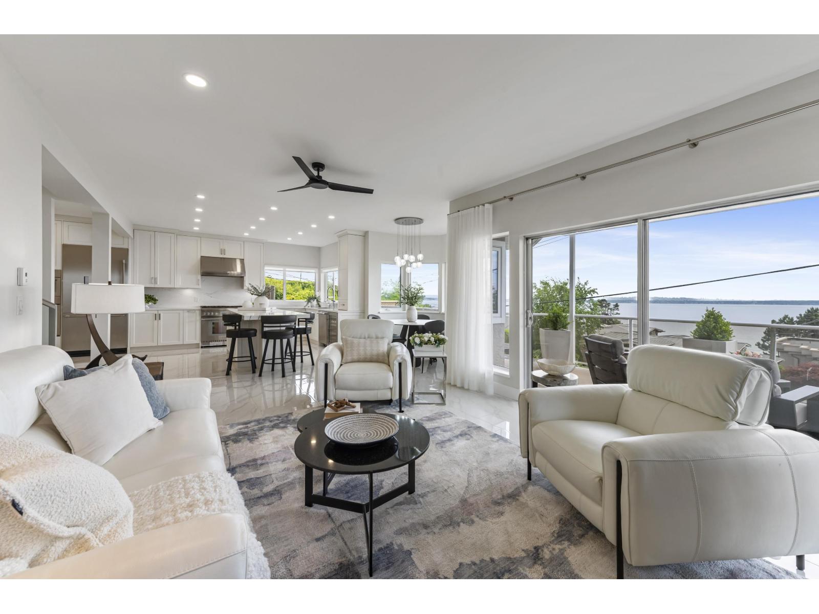 14357 Sunset Drive, White Rock, British Columbia  V4B 2V4 - Photo 9 - R3122767
