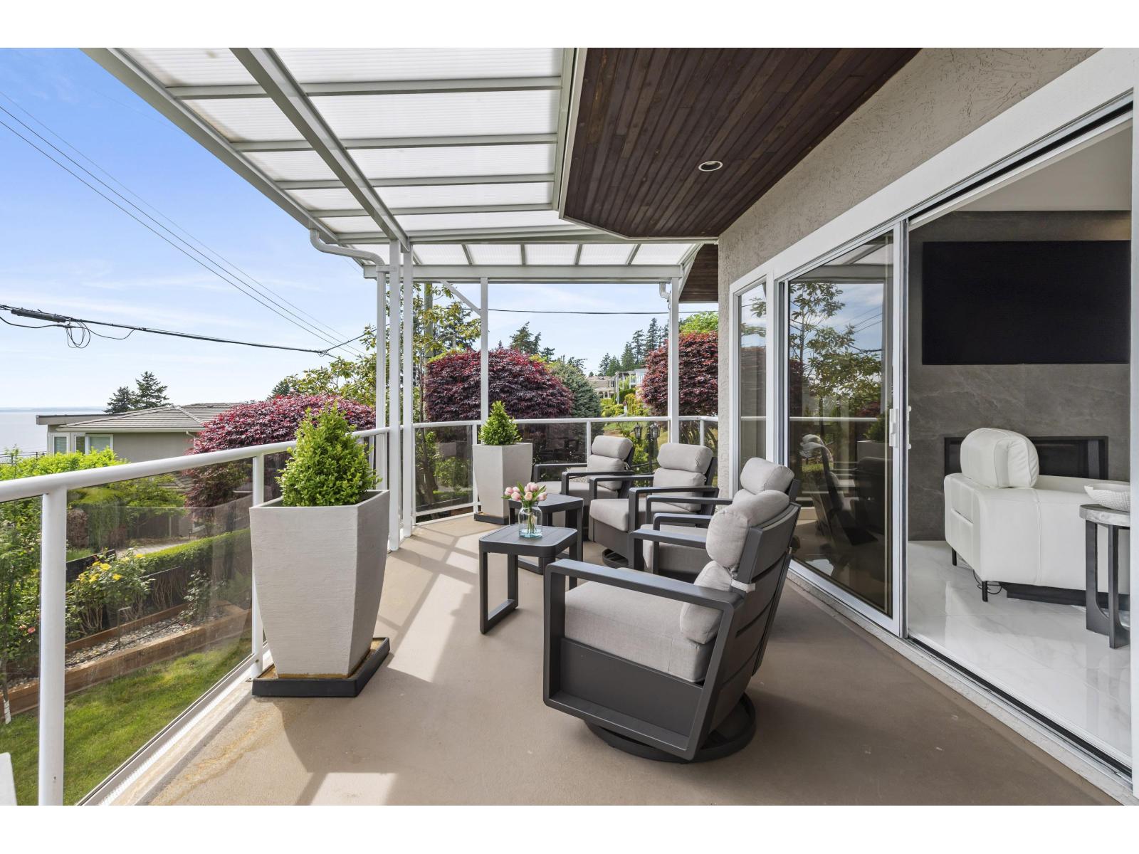 14357 Sunset Drive, White Rock, British Columbia  V4B 2V4 - Photo 5 - R3122767