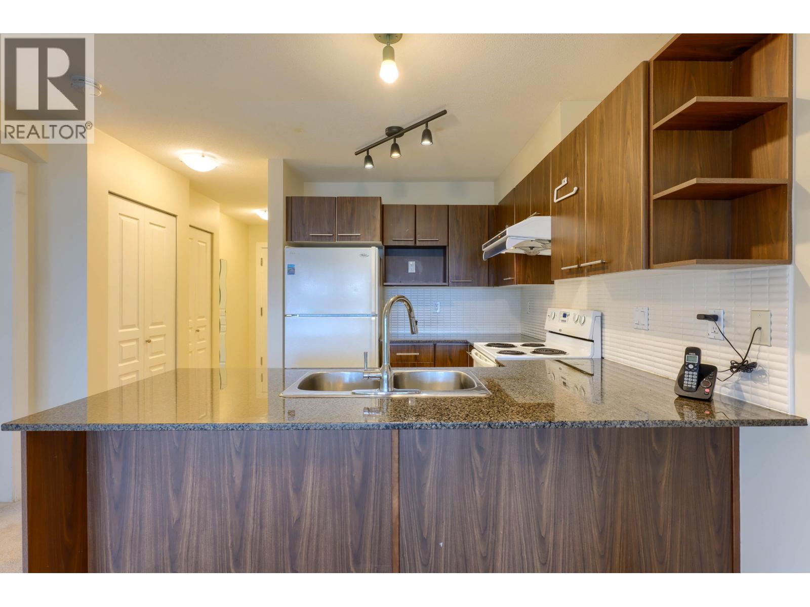 201 4788 Brentwood Drive, Burnaby, British Columbia  V5C 0C5 - Photo 10 - R3123209