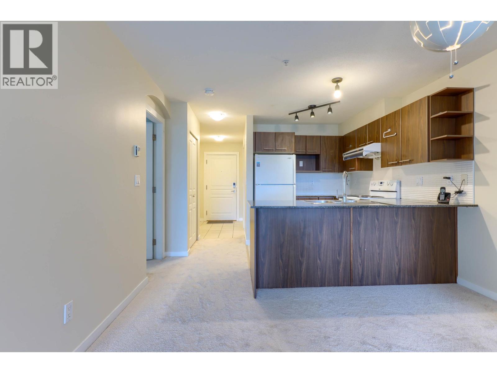 201 4788 Brentwood Drive, Burnaby, British Columbia  V5C 0C5 - Photo 11 - R3123209