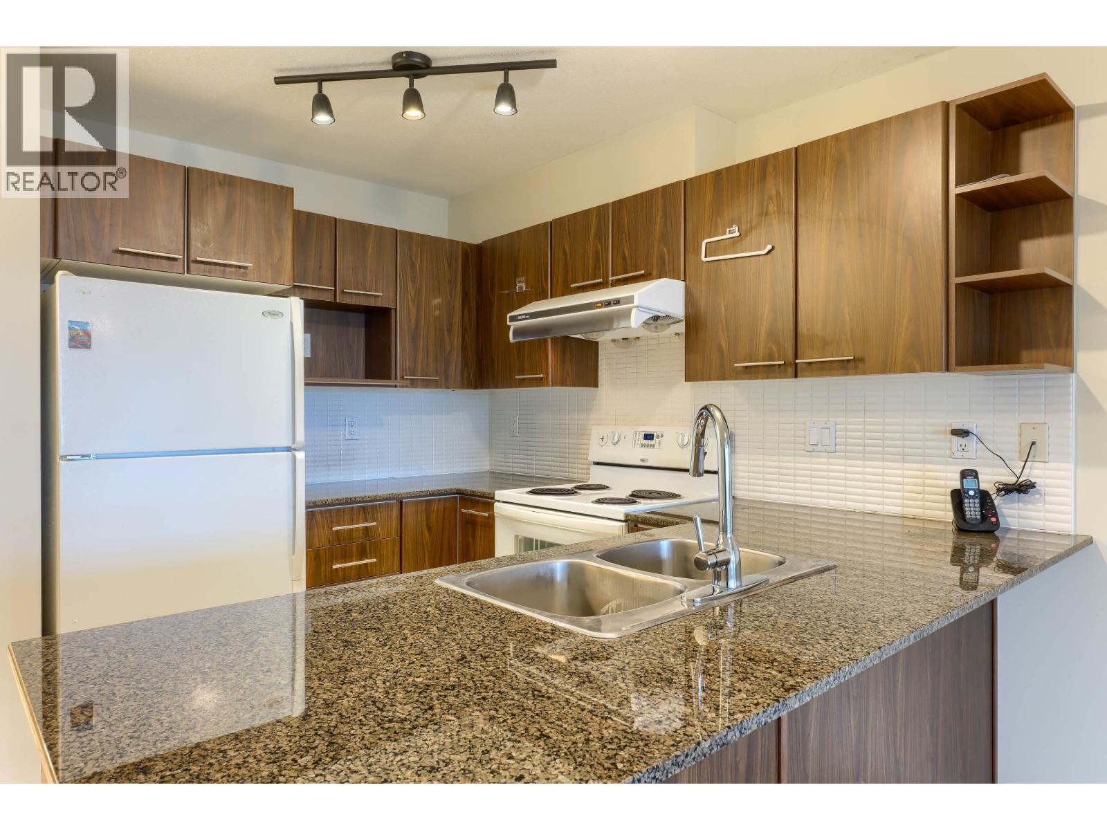 201 4788 Brentwood Drive, Burnaby, British Columbia  V5C 0C5 - Photo 9 - R3123209
