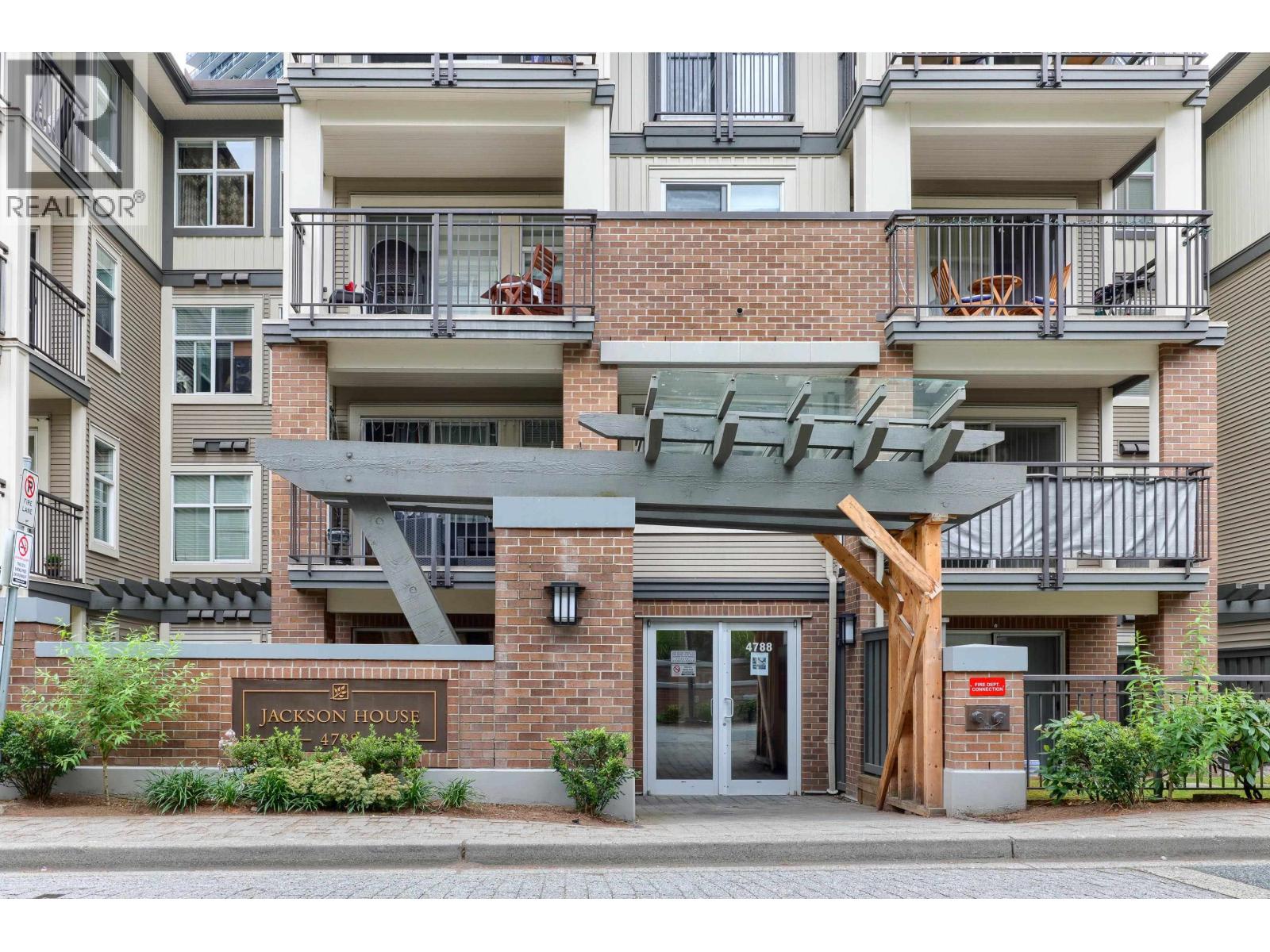 201 4788 Brentwood Drive, Burnaby, British Columbia  V5C 0C5 - Photo 3 - R3123209